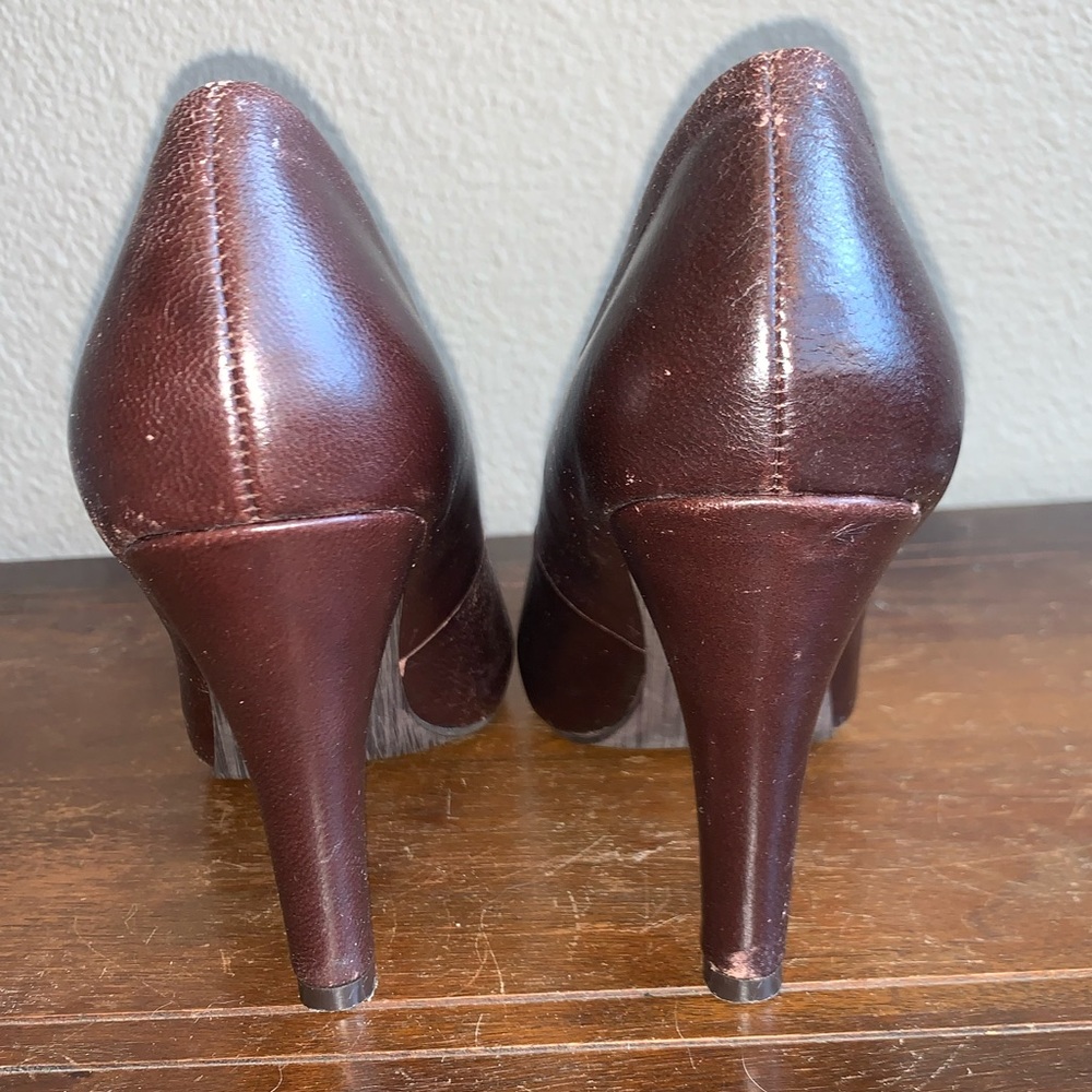 Dark Brown Steve Madden Almond Toe Heels *2 for $5* - Picture 4 of 8